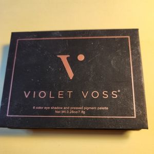 VIOLET VOSS EYESHADOW SET